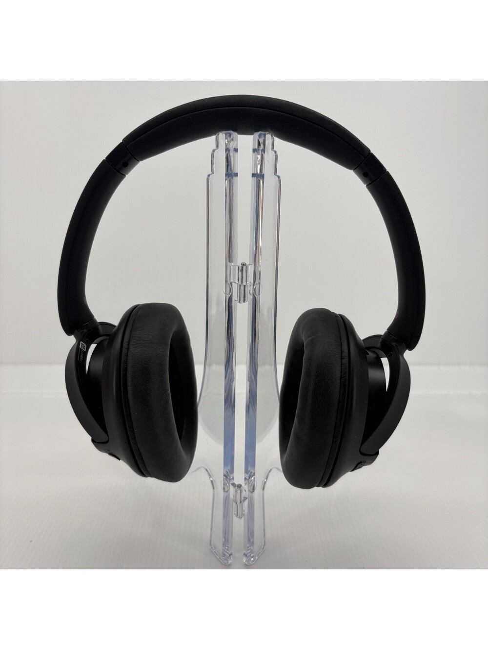 Sony WH-CH720N Wireless Noise Canceling Over-Ear Headphones Black Used Powers on